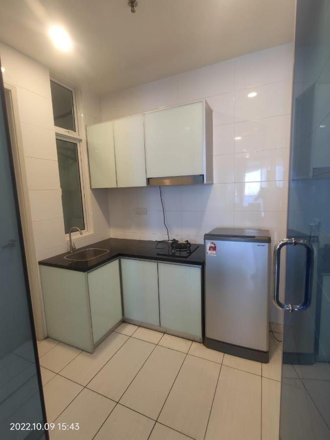 The Wave 2br Seaview - High Floor L Unifi Pangsapuri